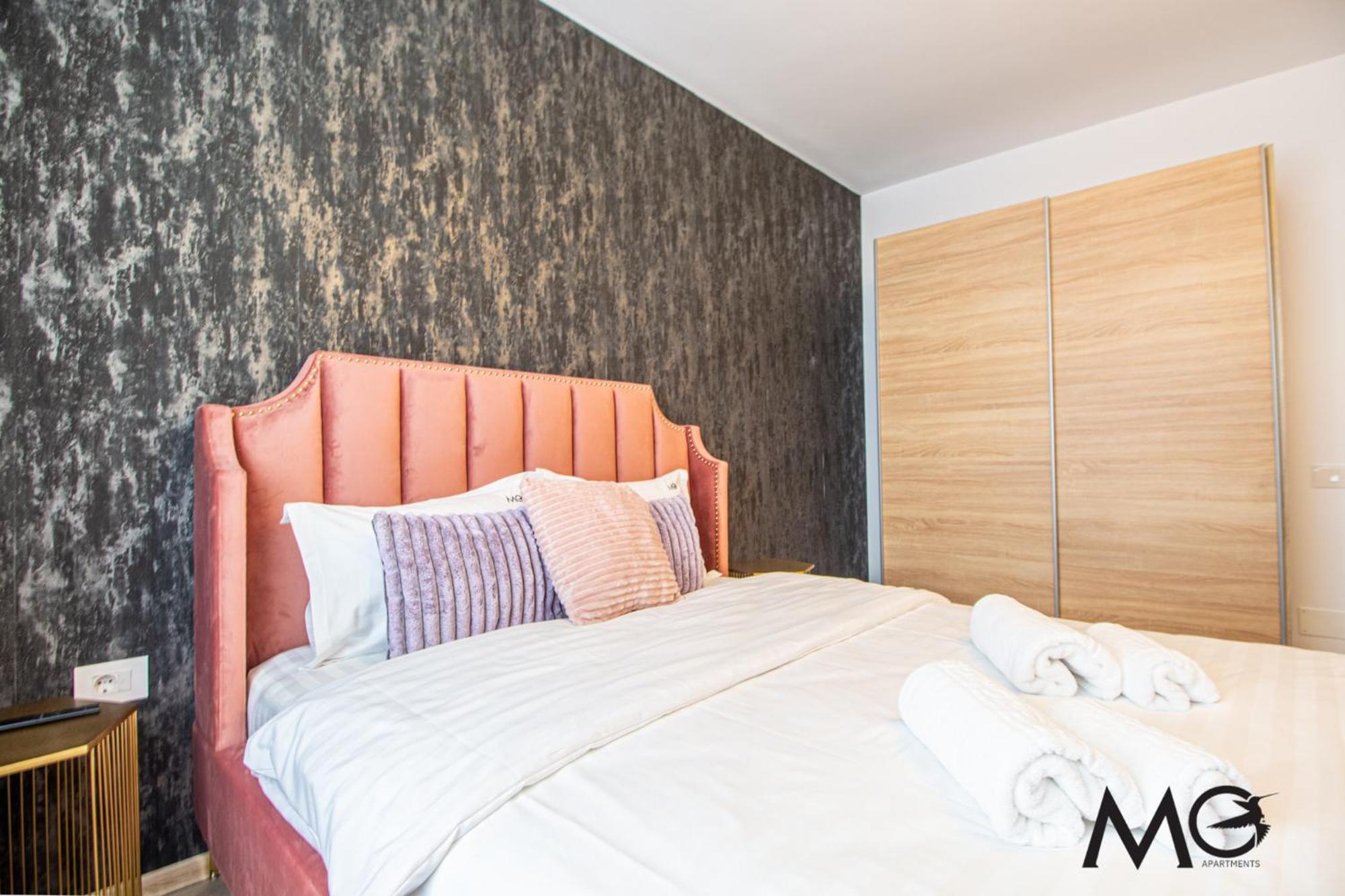 Mohost Four - Elegant Mountain Escape Appartamento *